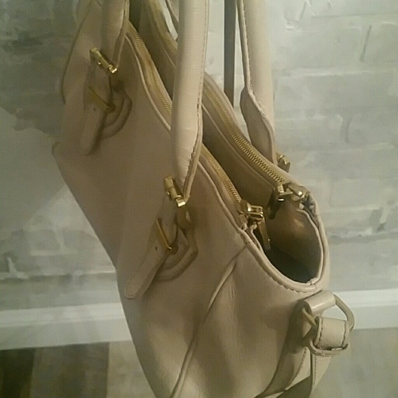 Gorgeous J.Crew cream leather purse gold hardware - Picture 2 of 8